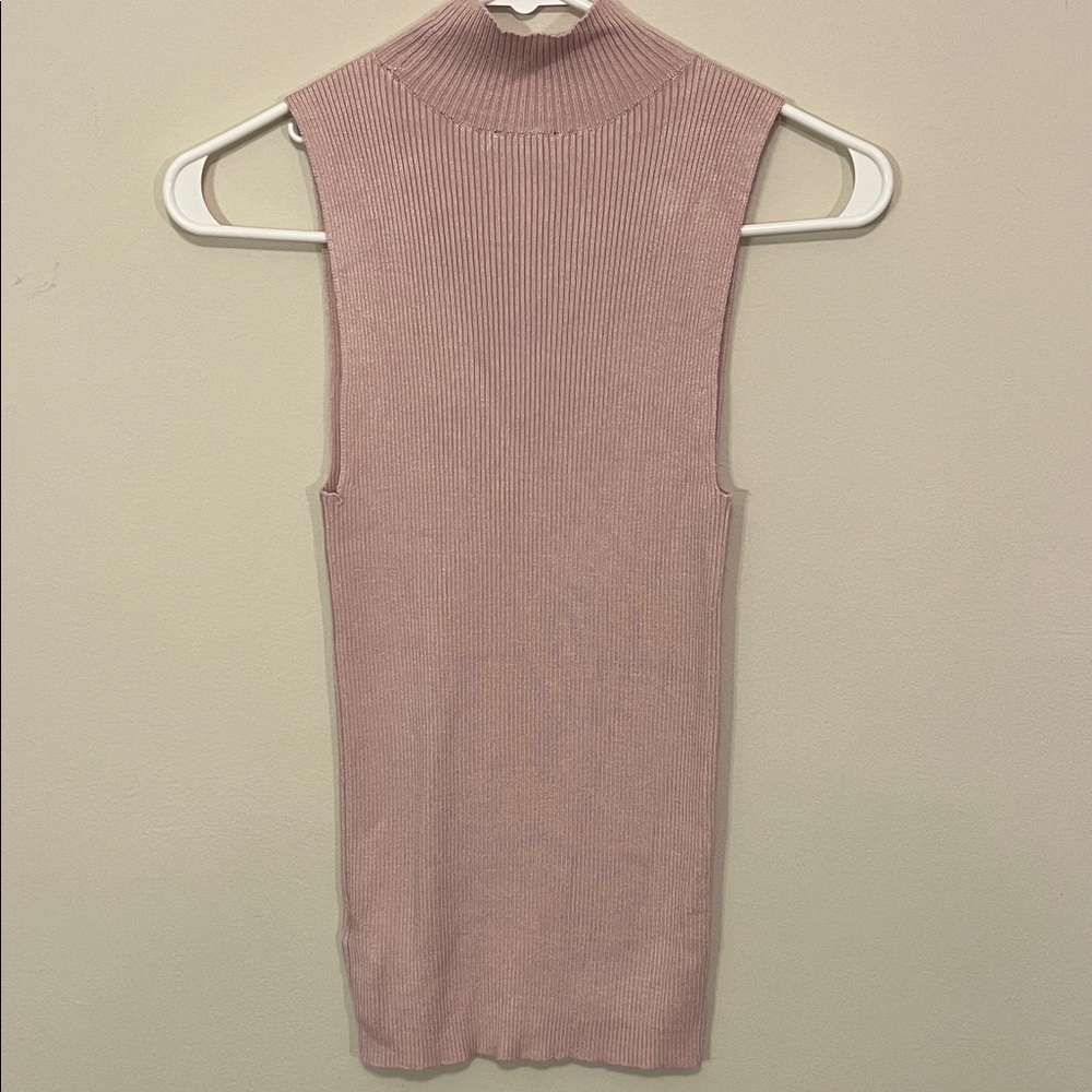 Express Blush Ribbed V-Neck Tank Top - Picture 4 of 4